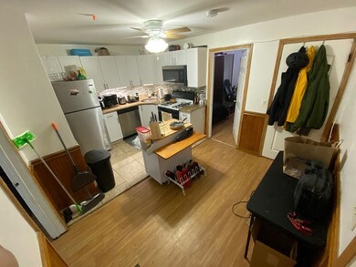 256 Hurley St unit 1R, Cambridge, MA 02141 - photo 2