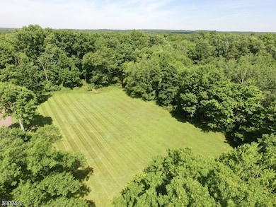 57 Featherbed Ln, Flemington, NJ 08822 - photo 4