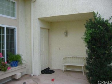 ***FRONT DOOR**LAST WEEK I SAT ON THAT BENCH***NIC