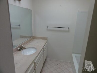 5342 Barrymore Dr, Oxnard, CA 93033 - photo 7