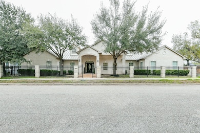 404 Moss St, Houston, TX 77009 - photo 6