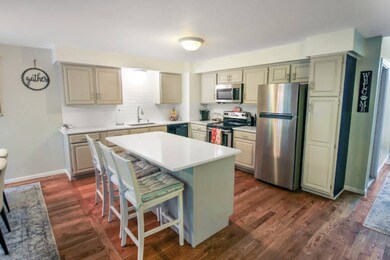 12 Tamarac Dr unit B, Greenville, RI 02828 - photo 3