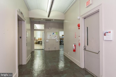 1801 35th St NW, Washington, DC 20007 - photo 6