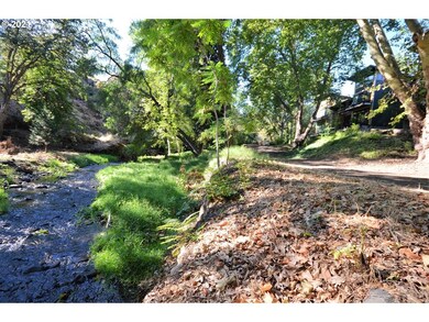 707 Creek View Ln, the Dalles, OR 97058 - photo 6