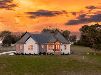 67D6E484-BA18-4E0C-978C-8A84A1E2169D_1_2