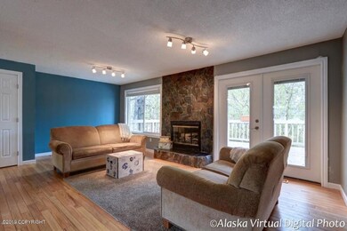 Living Room w/Deck Access