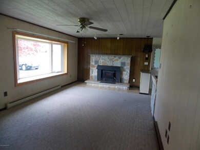 337 Skyline Dr, Lehighton, PA 18235 - photo 7