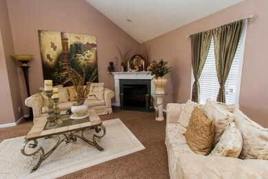 6900 Catalpa Springs Dr, Louisville, KY 40228 - photo 4