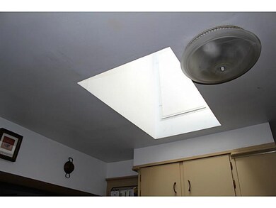 613 Academy Ave, Providence, RI 02908 - photo 7