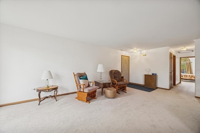 2689 Jodee Dr unit B, Joliet, IL 60436 - photo 5