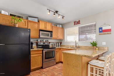 3710 W Dahlia Dr unit 4, Phoenix, AZ 85029 - photo 6