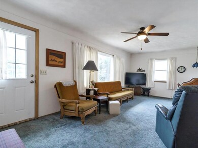 3204 1st Ave NW, Cedar Rapids, IA 52405 - photo 5