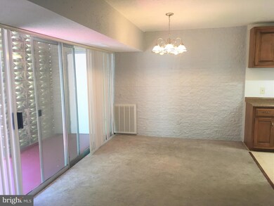 1804 Metzerott Rd unit 508, Adelphi, MD 20783 - photo 5