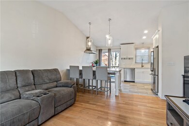 38 Lakeview Dr, Narragansett, RI 02882 - photo 5