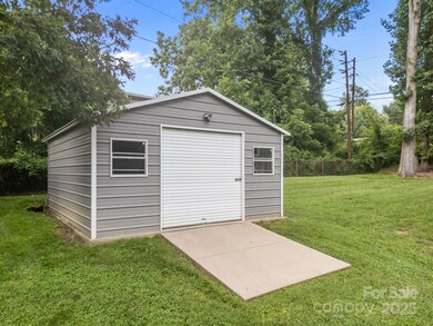 117 Beechtree Dr, Black Mountain, NC 28711 - photo 7