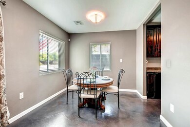 1221 E Almeria Rd Phoenix AZ-large-007-6
