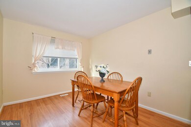 7212 Lasting Light Way, Columbia, MD 21045 - photo 3