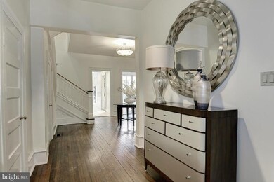 3235 R St NW, Washington, DC 20007 - photo 2