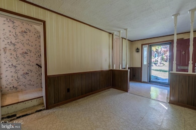 517 Worcester Rd, Towson, MD 21286 - photo 2