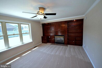 16721 Paxton Dr, Williamsport, MD 21795 - photo 5