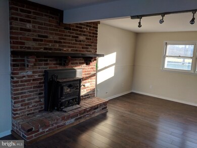 1042 Lincoln Ave, Atco, NJ 08004 - photo 6