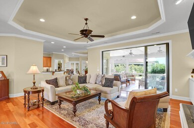 2116VillamarDrive-06