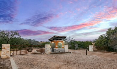 5386 Farm To Market 1376 unit 137, Fredericksburg, TX 78624 - photo 2