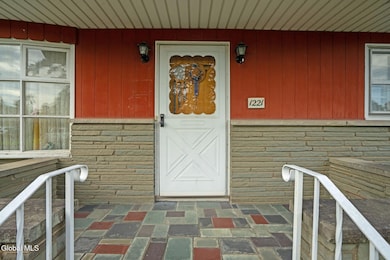 1221 Houlton Ave, Schenectady, NY 12303 - photo 4