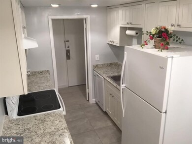 11603 Stoneview Square unit 22C, Reston, VA 20191 - photo 4