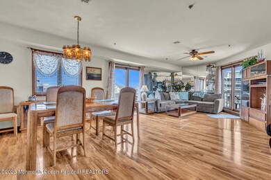 2200 S Ocean Ave 305 Seaside-large-004-0