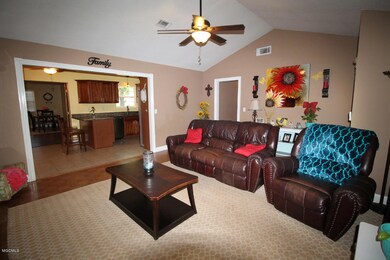 1175 W Fire Dept Rd, Lucedale, MS 39452 - photo 6