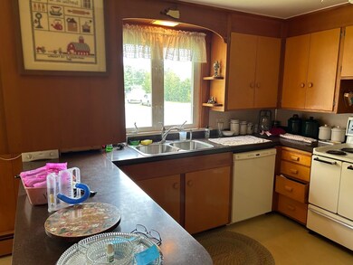 90 Community Dr, Concord, NH 03303 - photo 7