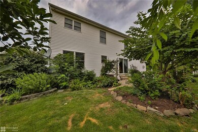 1947 Grigio Place, Easton, PA 18045 - photo 3