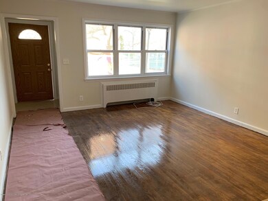 290 Locust Ave, Staten Island, NY 10306 - photo 2