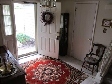 Entry/Foyer. Spacious entry!