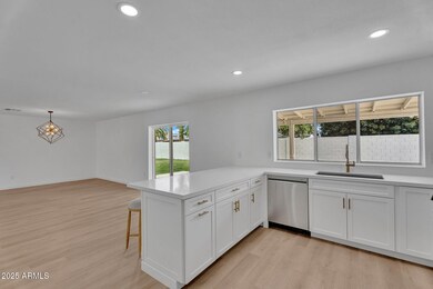 12-web-or-mls-3307 N Apollo Dr -12