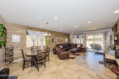 023 - 976 W. Calle Tipoy