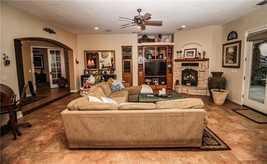 18244 Deauville Dr, Victorville, CA 92395 - photo 6