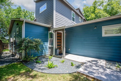 1730 Bunche Rd unit A, Austin, TX 78721 - photo 3