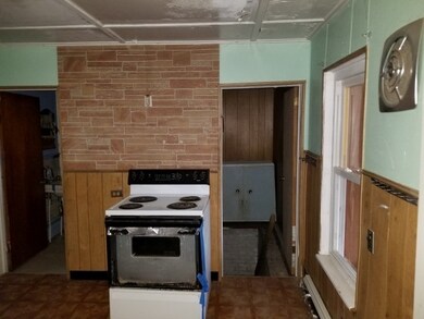 13 Clover St, Rutland, VT 05701 - photo 4