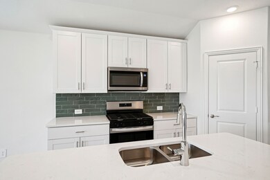  Photo is not of the actual home, but is an inspirational photo of builder’s model home and may depict options, furnishings, and/or decorator features that are not included.
