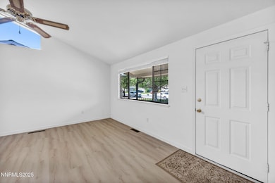 35-web-or-mls-3803-imperial-way