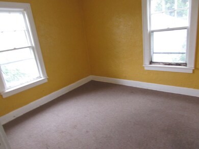 933 Bowditch Ave, Aurora, IL 60506 - photo 5