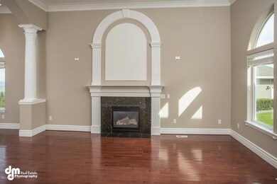 5932 Prominence Pointe Drive-large-003-7