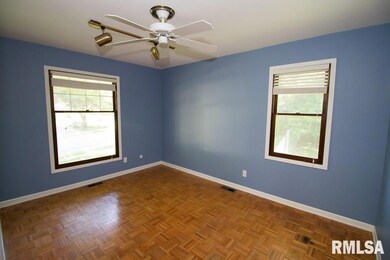 4209 Lillie Ave, Davenport, IA 52806 - photo 6