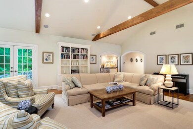 20 Willow Rd Riverside CT-large-019-33-0