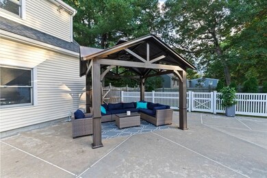 22 Fairway Ln, Pembroke, MA 02359 - photo 5