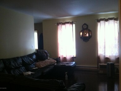 1246 Brian Ln, Effort, PA 18330 - photo 2