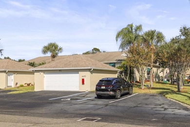 6650 100th Way N unit 25C, Saint Petersburg, FL 33708 - photo 3