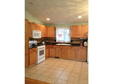 113 Foundry St, Central Falls, RI 02863 - photo 6